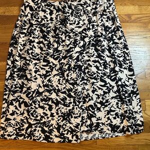 Ava & Viv Black and Cream Floral A-Line Skirt